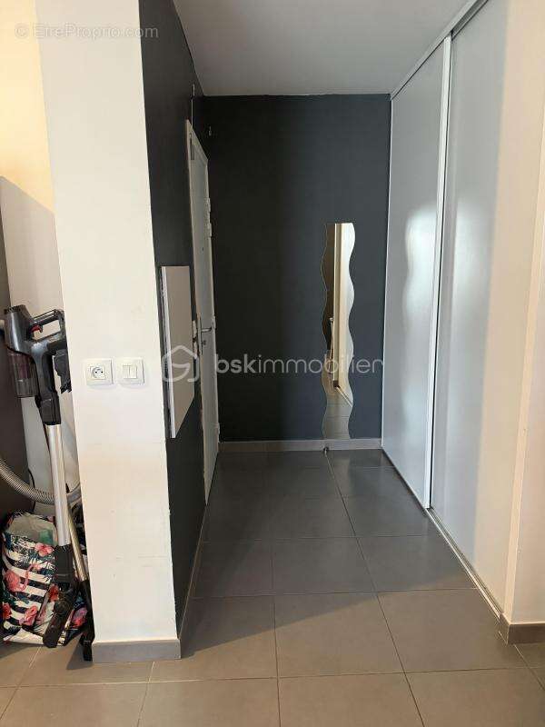 Appartement à FLEURY-MEROGIS