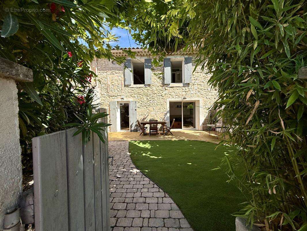Maison à PLAN-D'ORGON