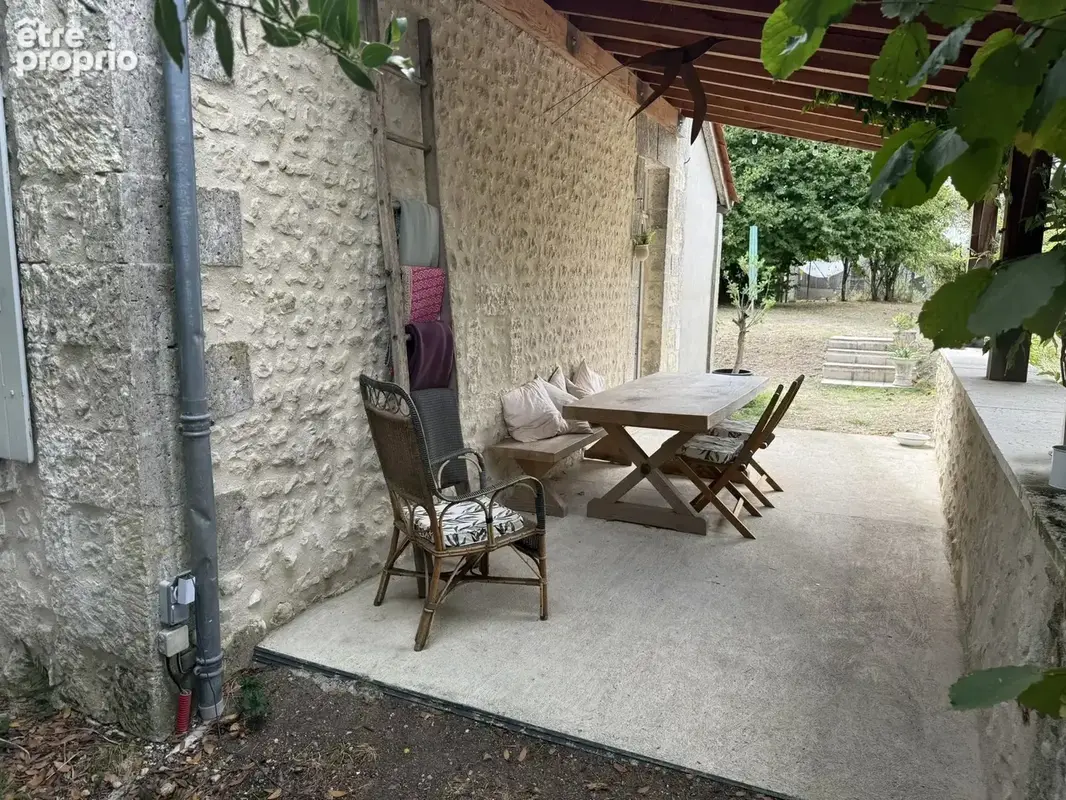 Charmante maison de plain-pied avec grange et piscine - photo 16