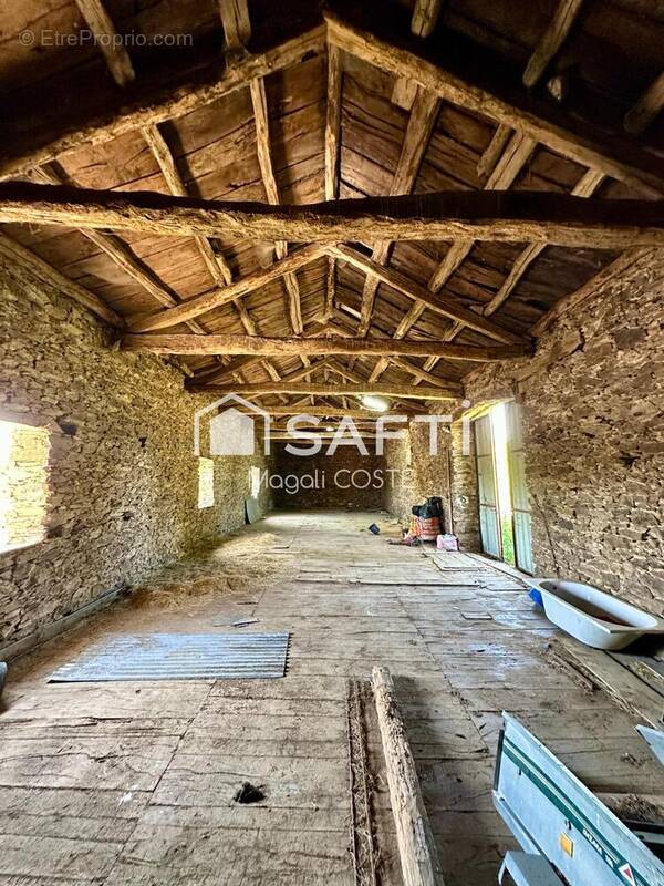 Photo 1 - Maison à SAINT-PIERRE-DE-TRIVISY