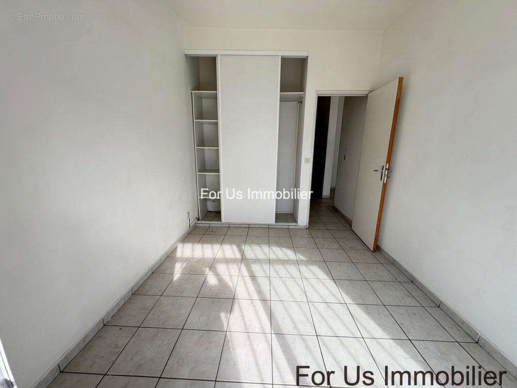 Appartement à POINTE-A-PITRE