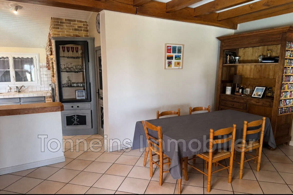 Maison à LE MAS-D'AGENAIS