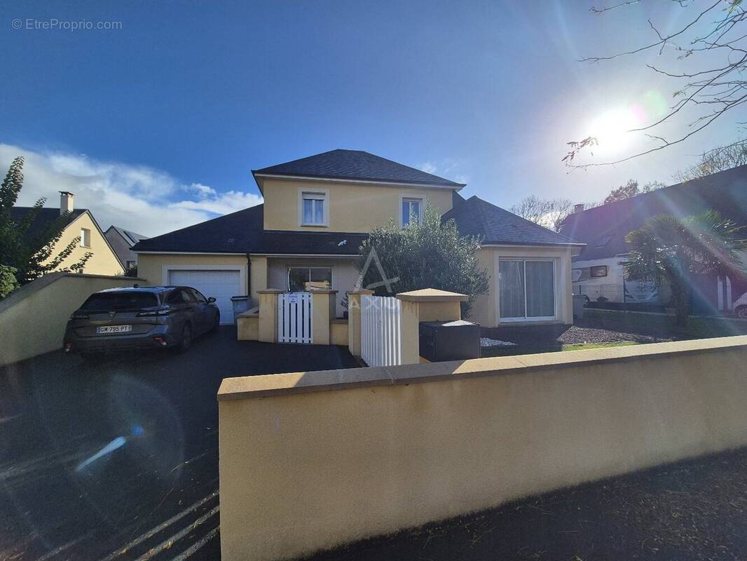 Maison à OUISTREHAM