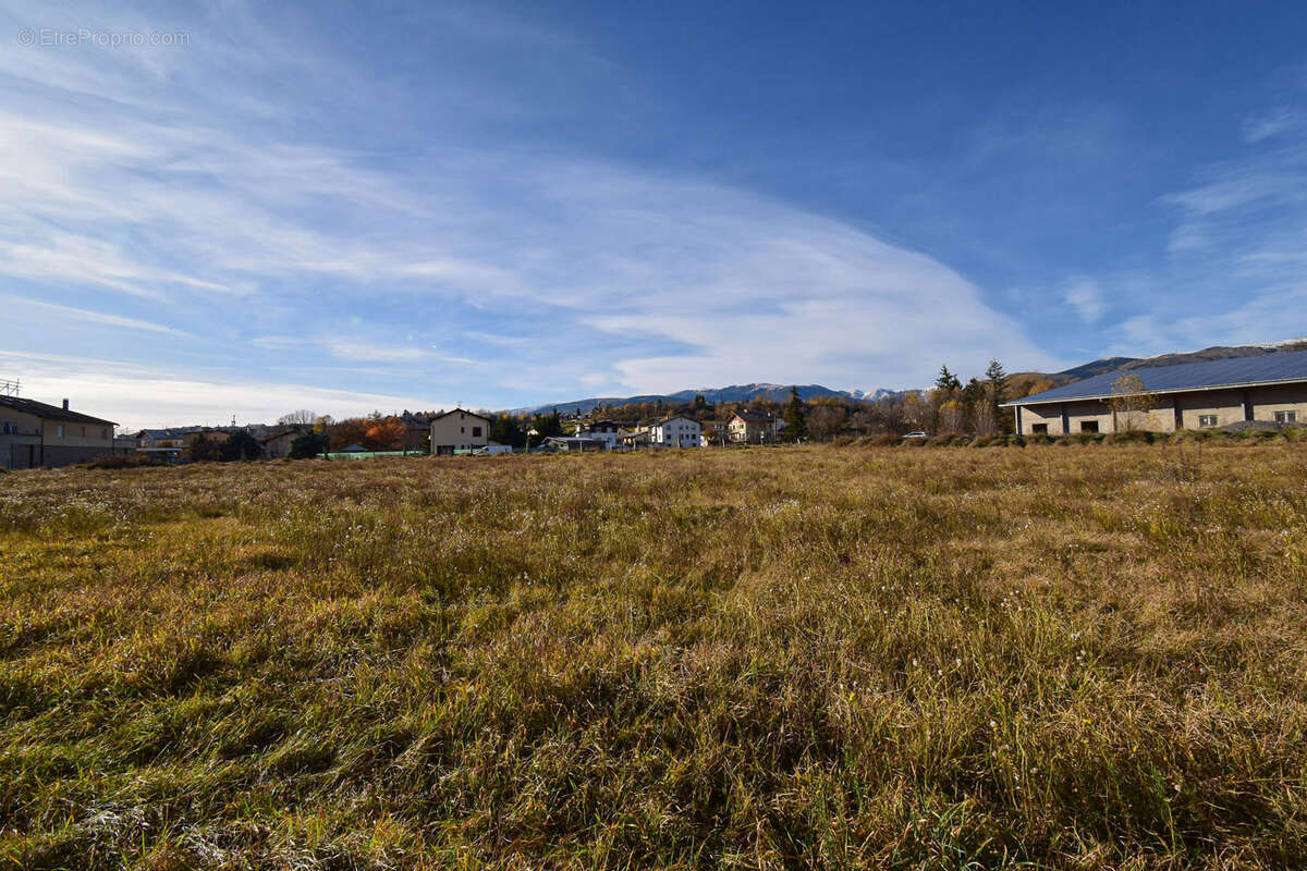 Terrain à BOURG-MADAME