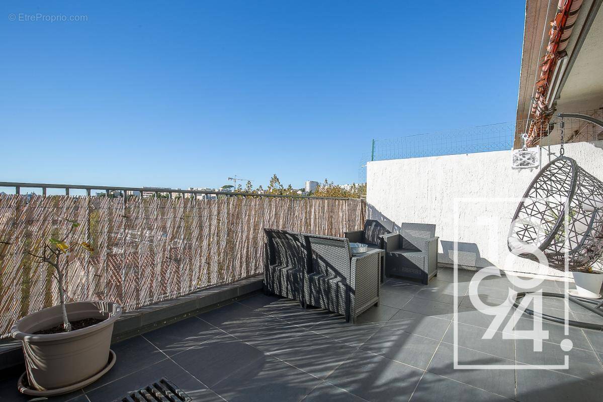 Appartement à MARSEILLE-11E