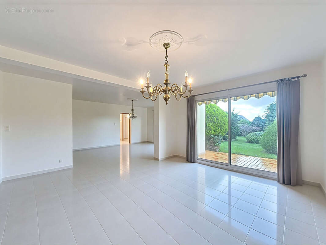 Maison à PLOULEC&#039;H