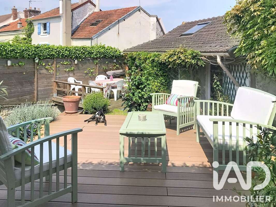 Maison 300 m² à Montlhery  - photo 4
