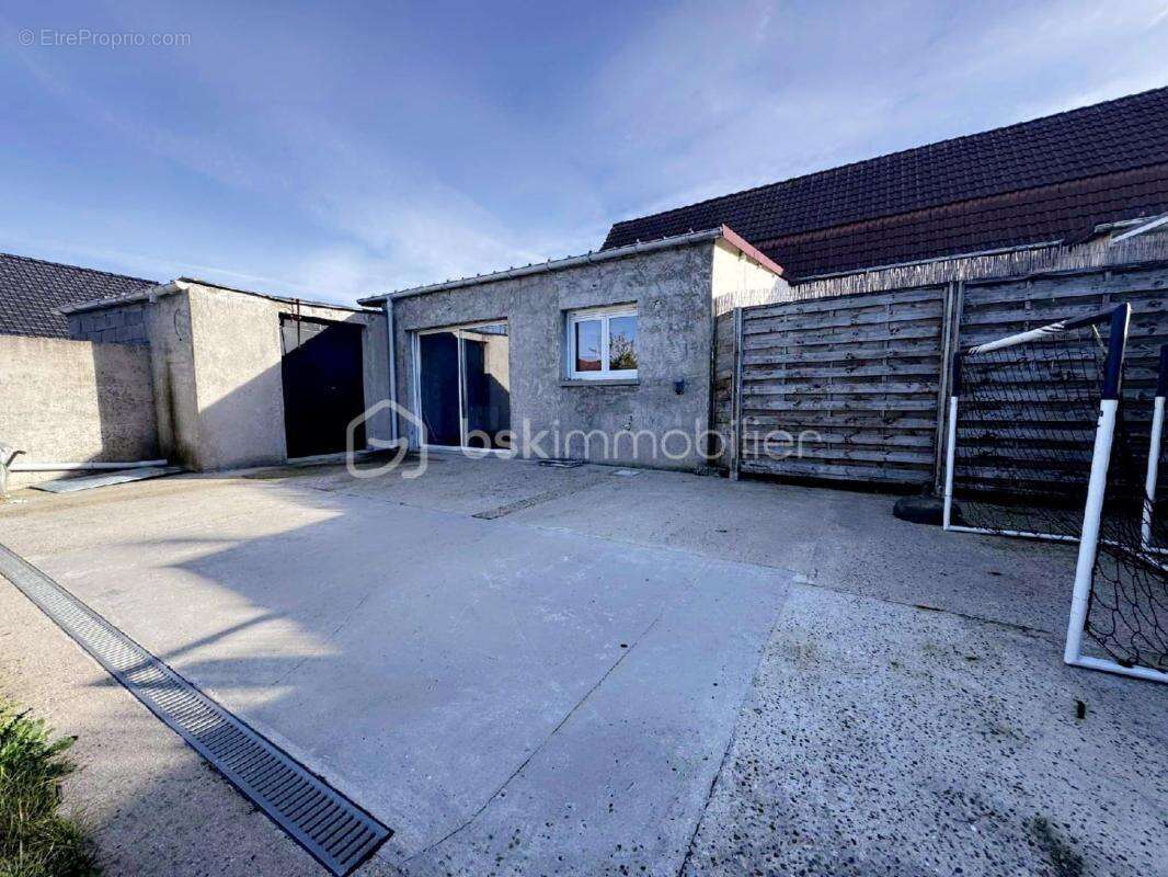 Maison à MARLES-LES-MINES