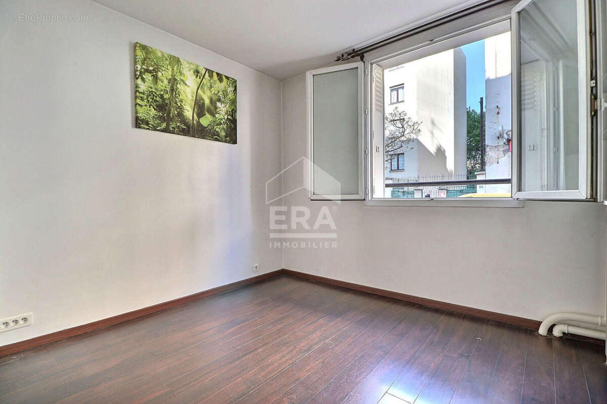 Appartement à AUBERVILLIERS