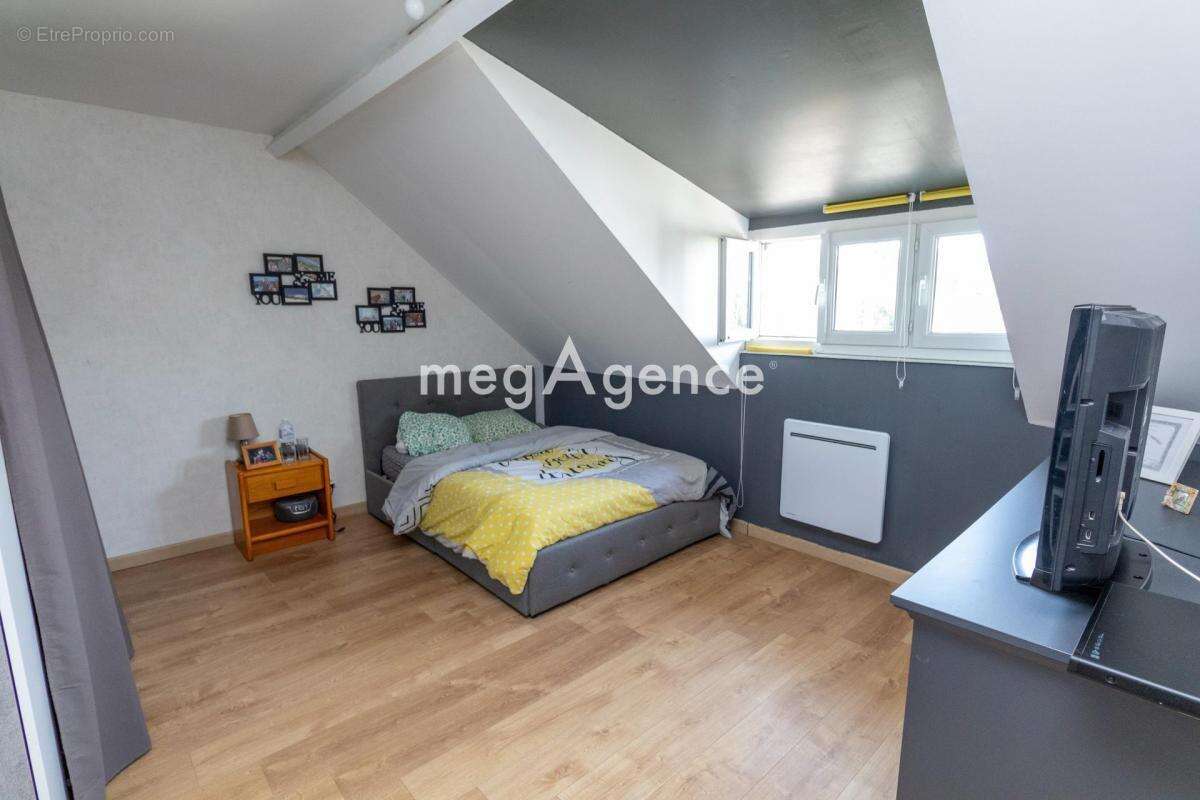 Maison à DEVILLE-LES-ROUEN