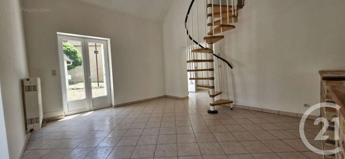 Maison 80 m² à Villebout  - photo 3