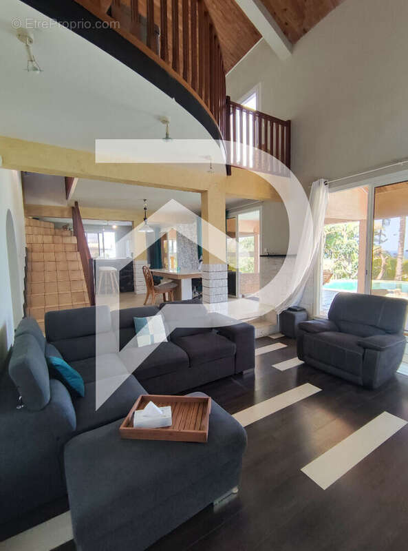 Maison à PETITE-ILE