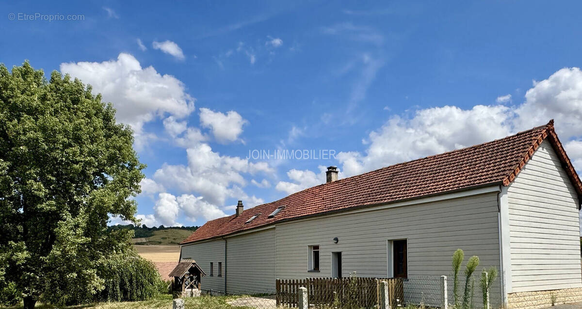 Maison à FREULLEVILLE