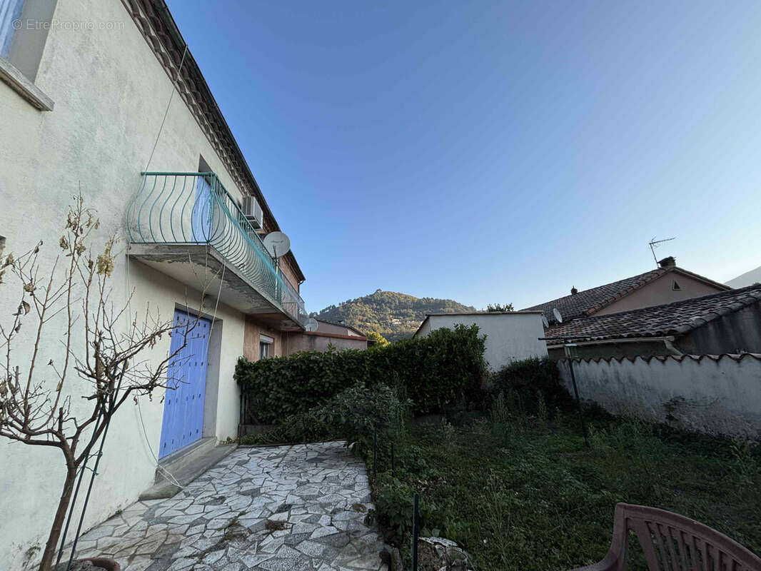 Maison 122m2 - 7p - Garage et jardin - SUMENE - photo 2