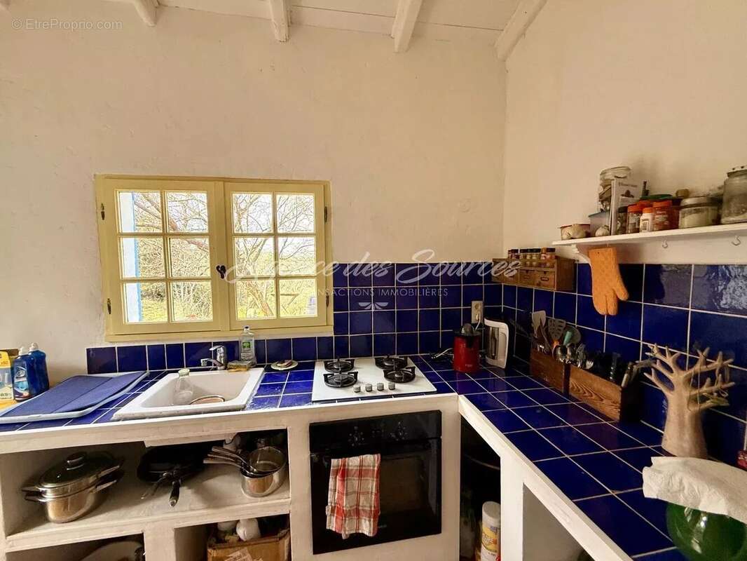 Maison à ENTRECASTEAUX