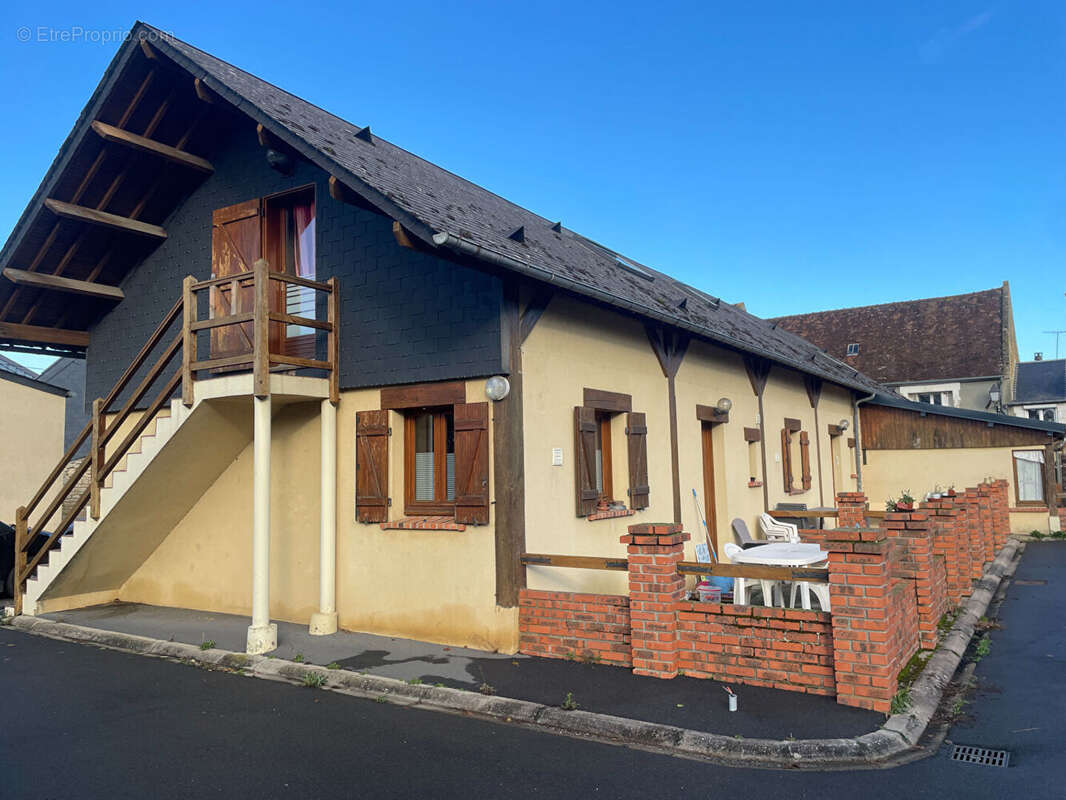 Appartement à SAINT-PIERRE-SUR-DIVES