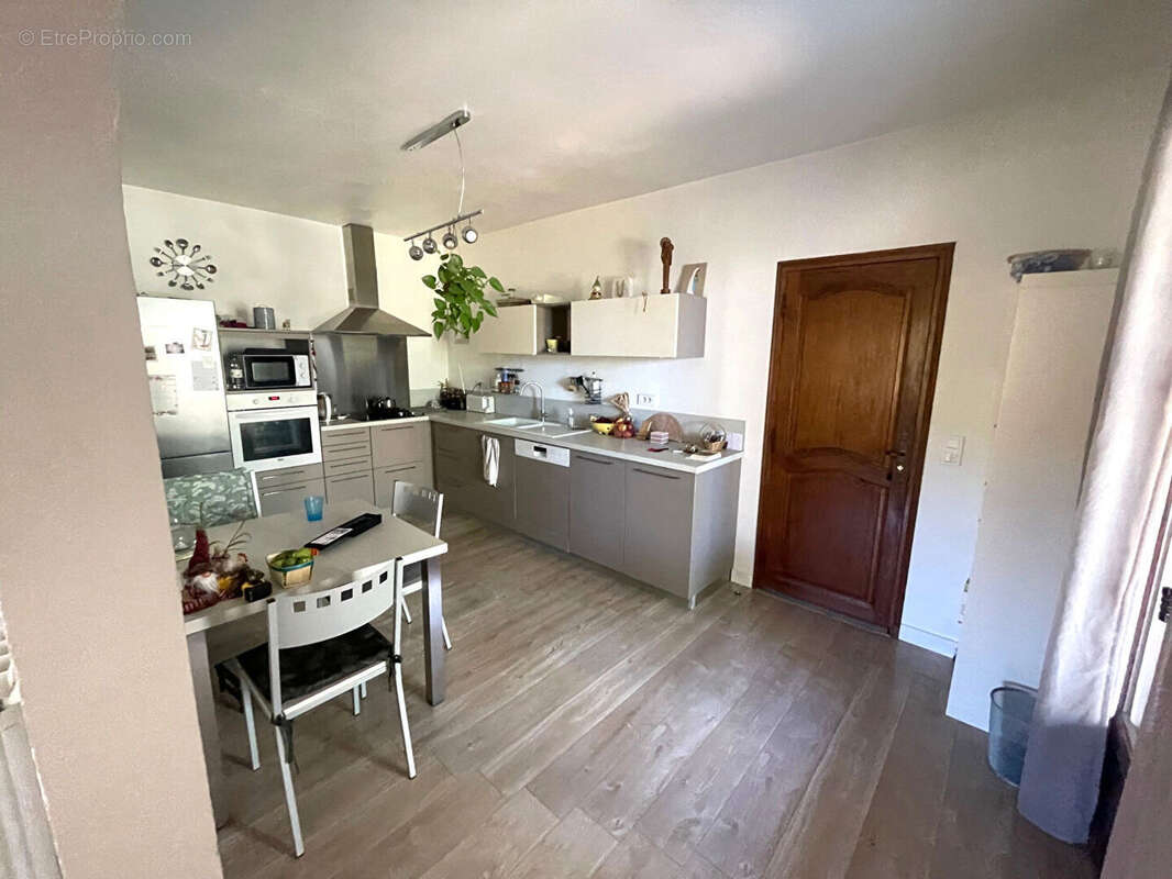 Maison à JONQUERETTES