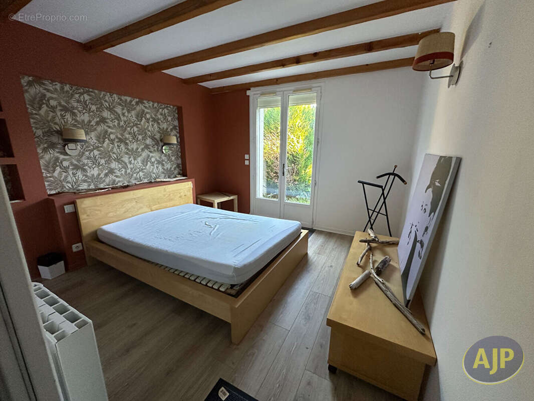 Maison à SAINT-LEGER