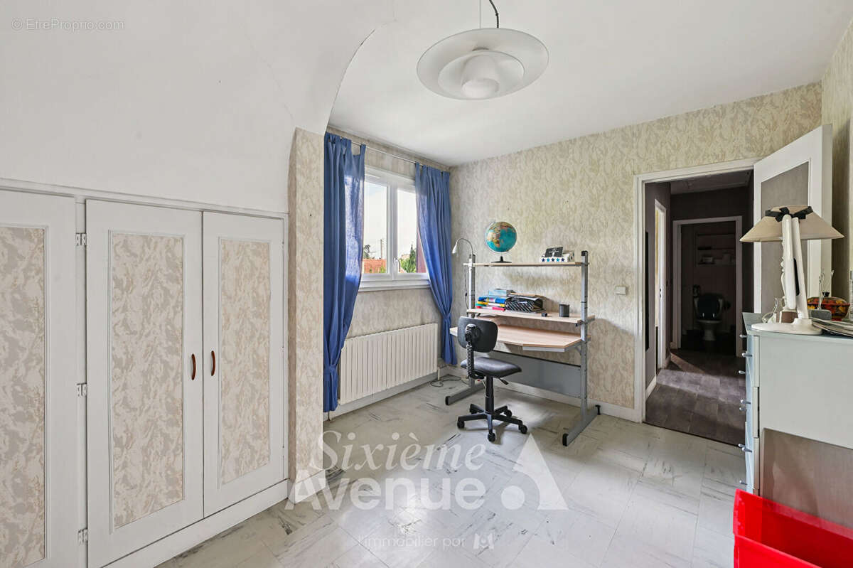 Maison à AULNAY-SOUS-BOIS