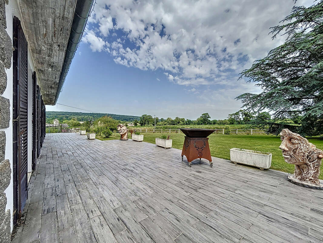 Maison à NEUFMESNIL