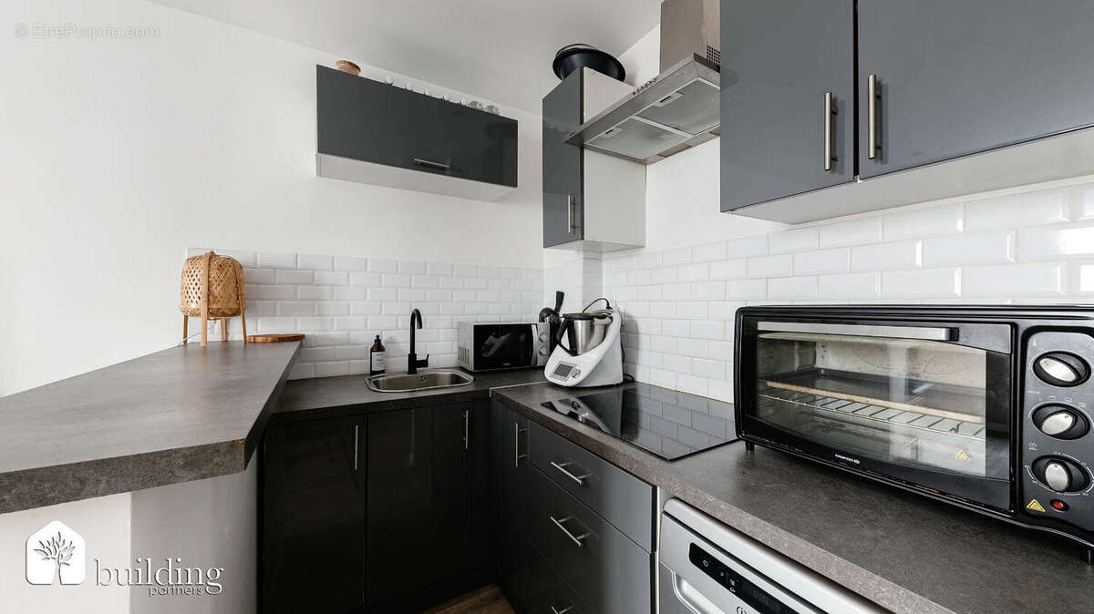 Appartement à LEVALLOIS-PERRET