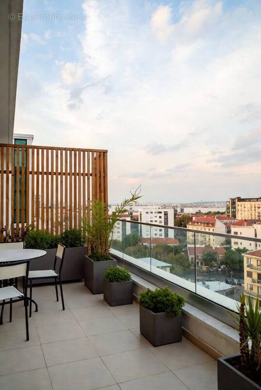 Appartement à ISSY-LES-MOULINEAUX
