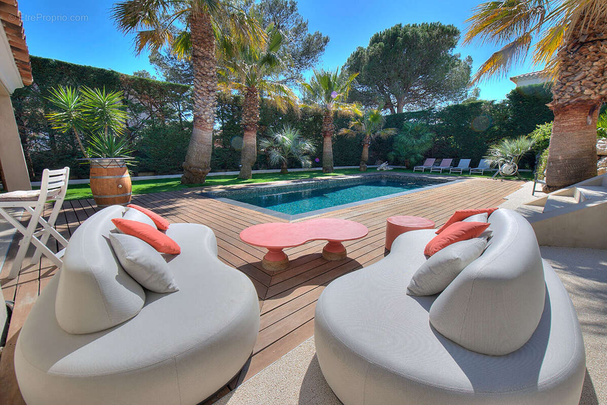 Villa saint raphael 5 pieces 185 m2 valescure - photo 2