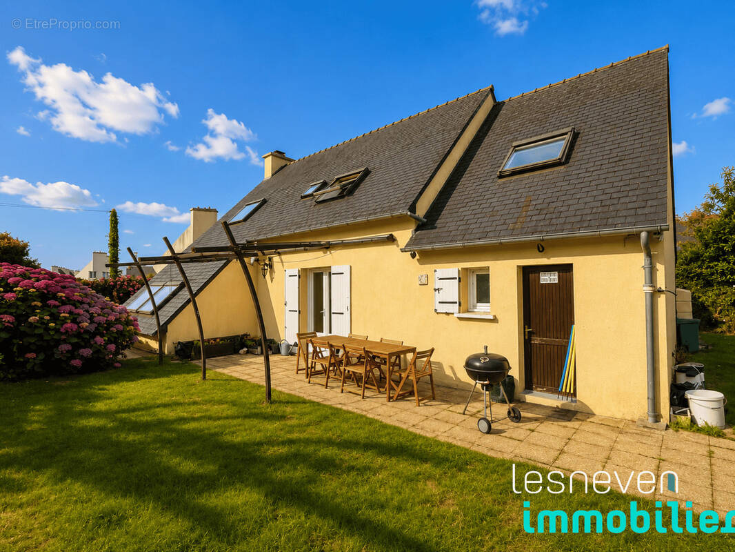 Maison à LE FOLGOET