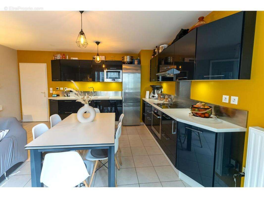 Appartement à COLOMBES
