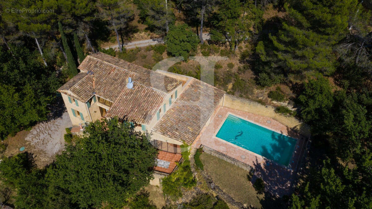 Maison à VAISON-LA-ROMAINE