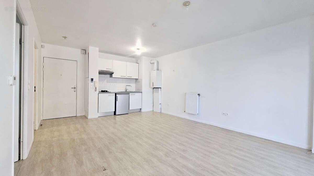 Appartement à EPINAY-SUR-ORGE