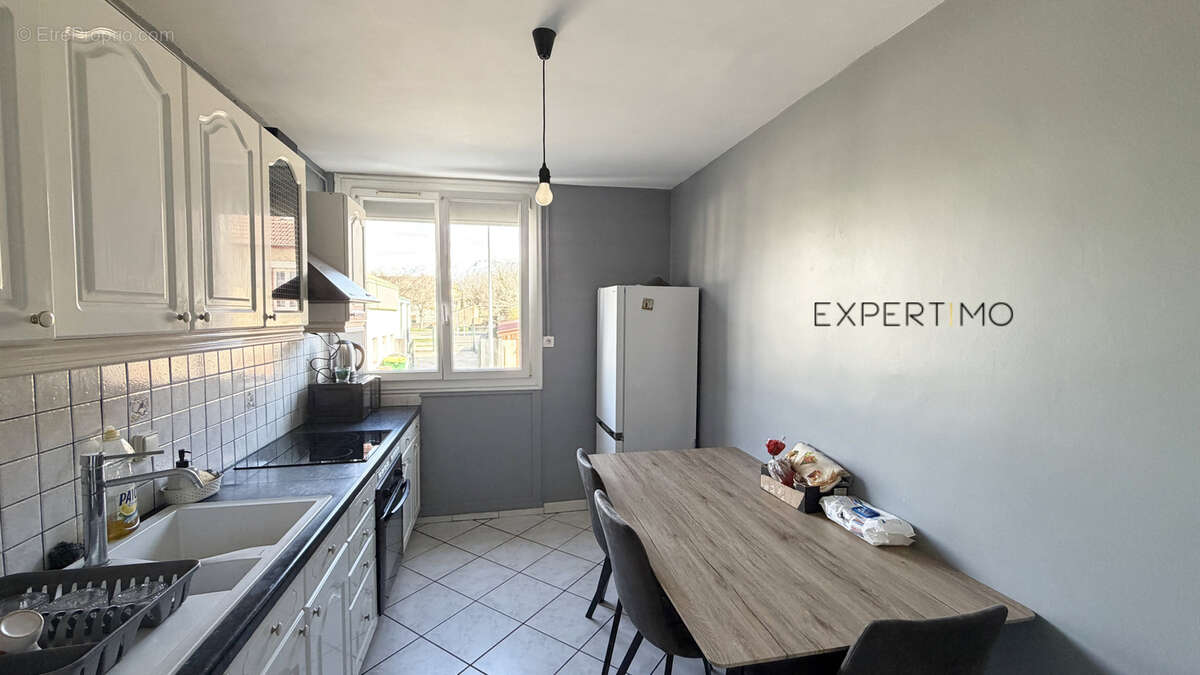 Appartement à SEYSSINET-PARISET