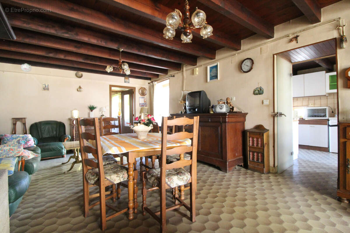 Maison à MOUNES-PROHENCOUX