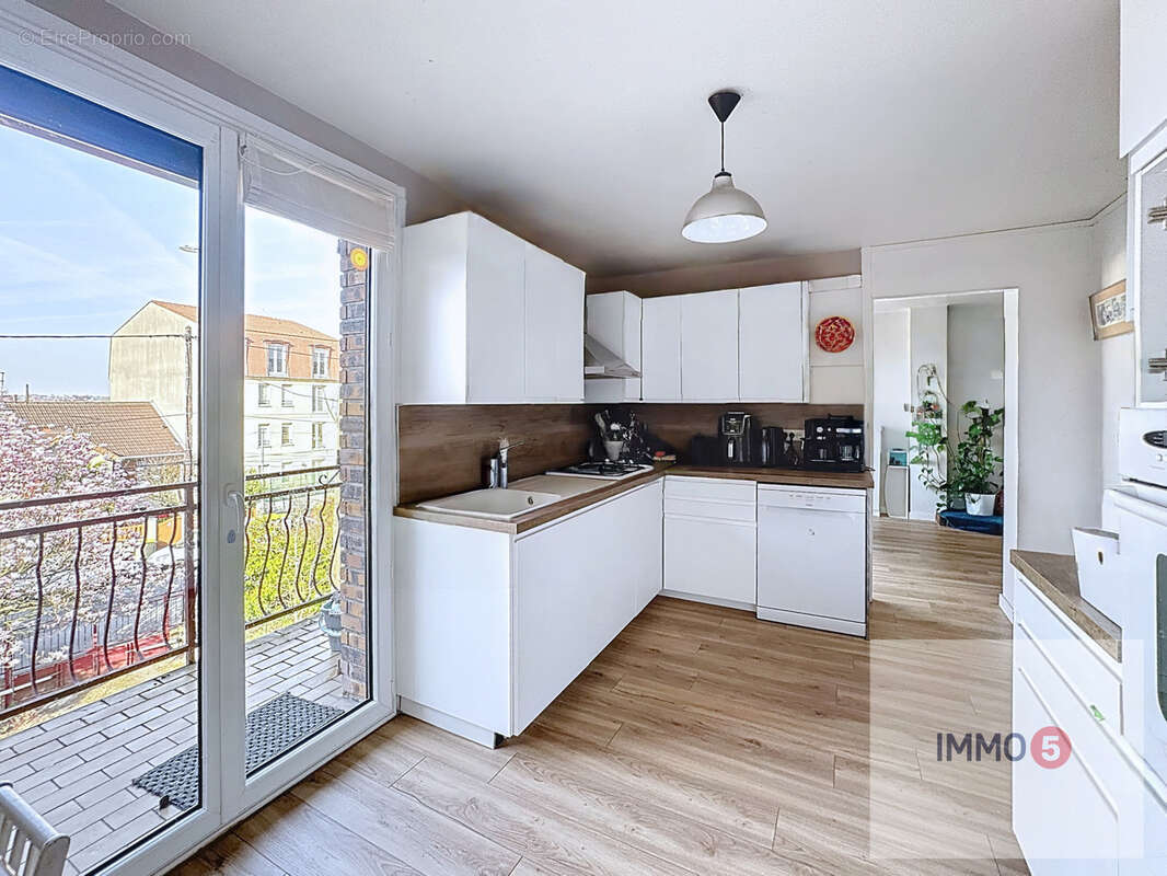 Appartement à BRY-SUR-MARNE