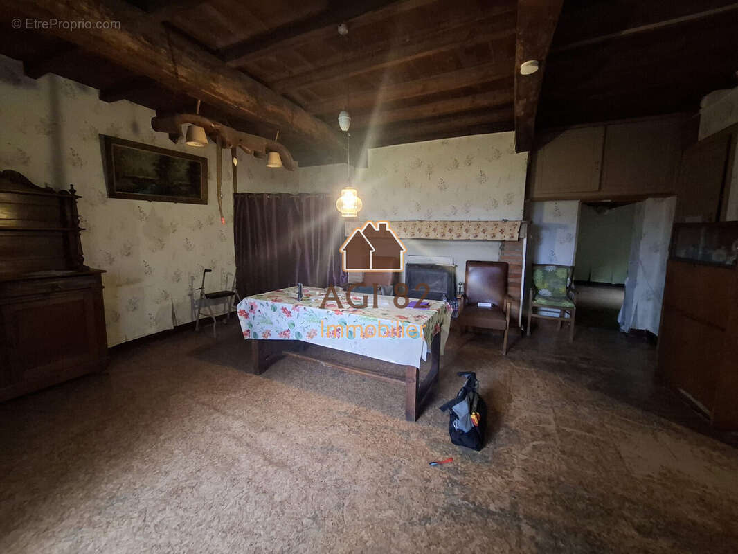 Maison à CASTELSARRASIN