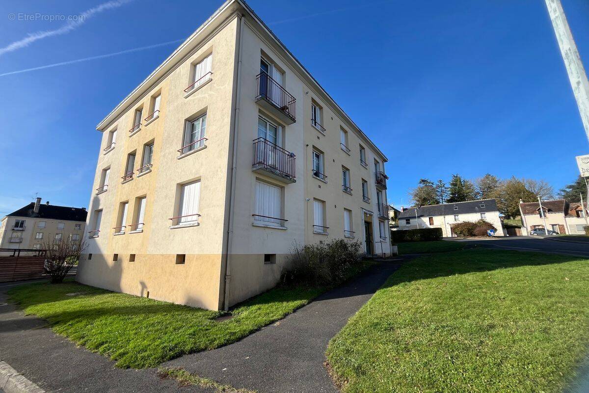Loches - Appartement T4 - photo 1