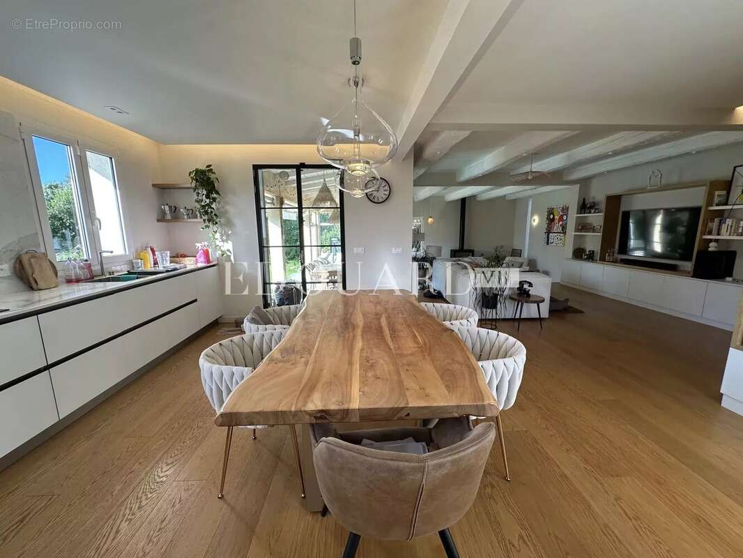 Maison à ROQUEBRUNE-CAP-MARTIN