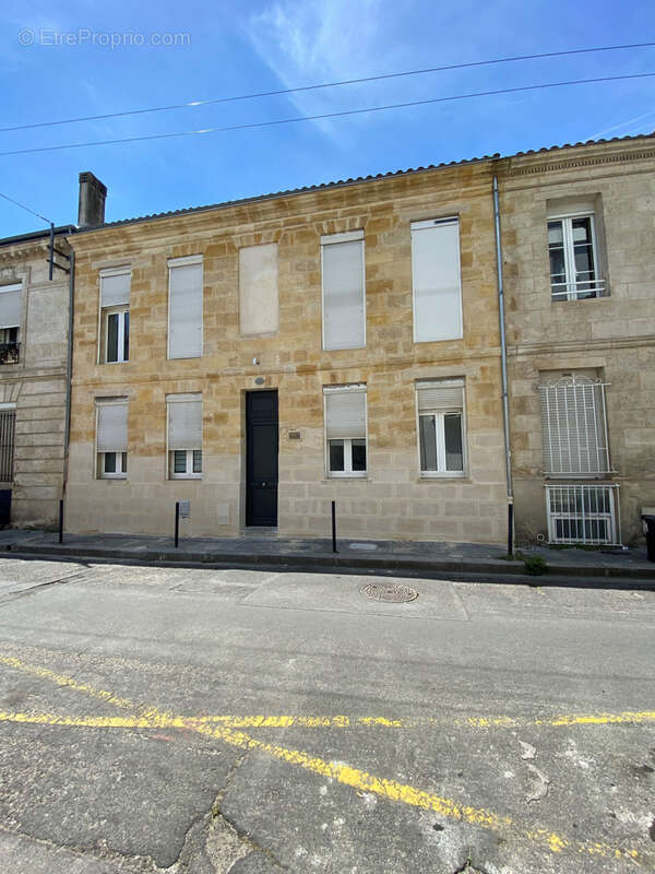 T1 de 26 m2 - Bordeaux - Saint Nicolas - photo 6