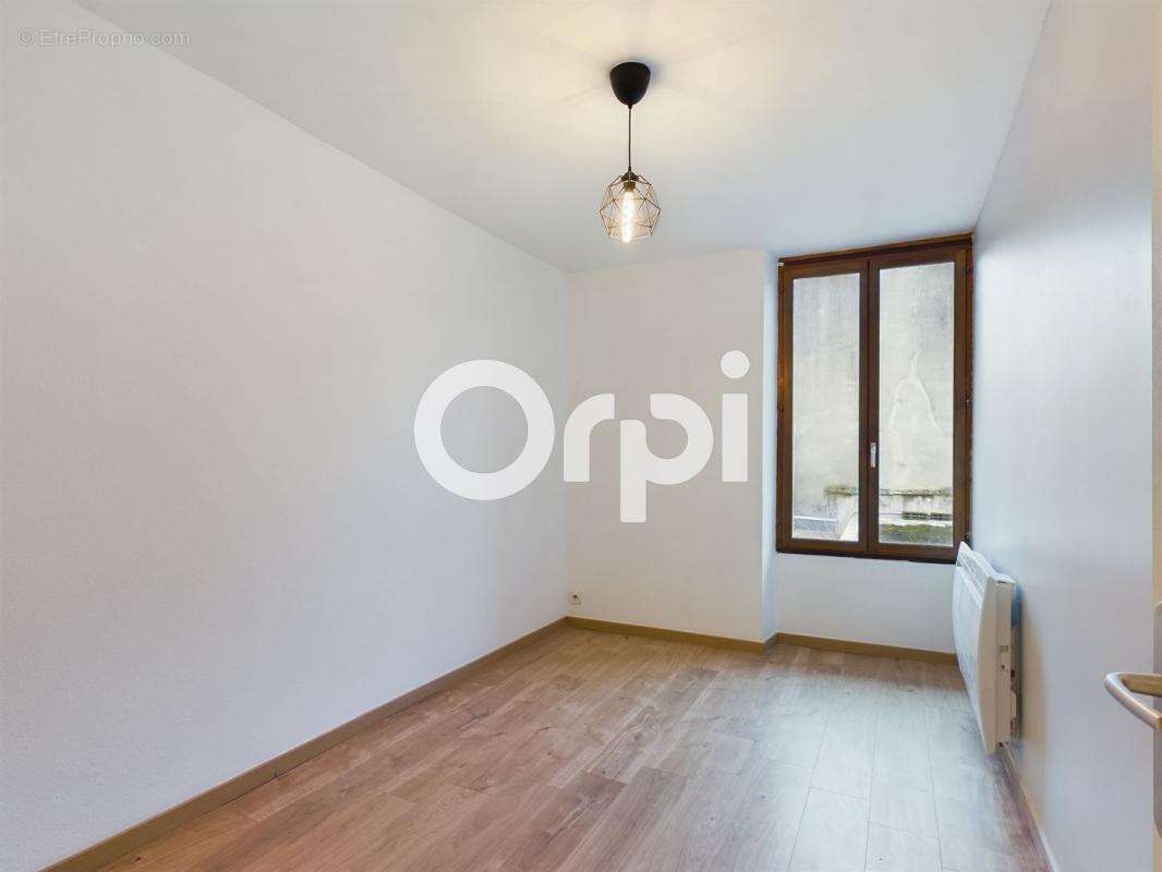 Appartement à VILLARD-BONNOT