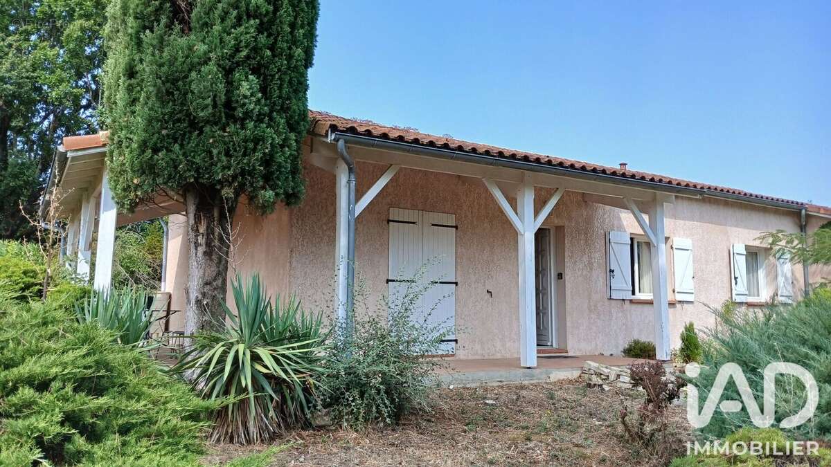 Maison 92 m² à Montpezat-De-Quercy  - photo 2