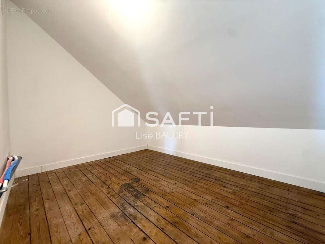 Photo 7 - Appartement à FONTENAY-LE-COMTE