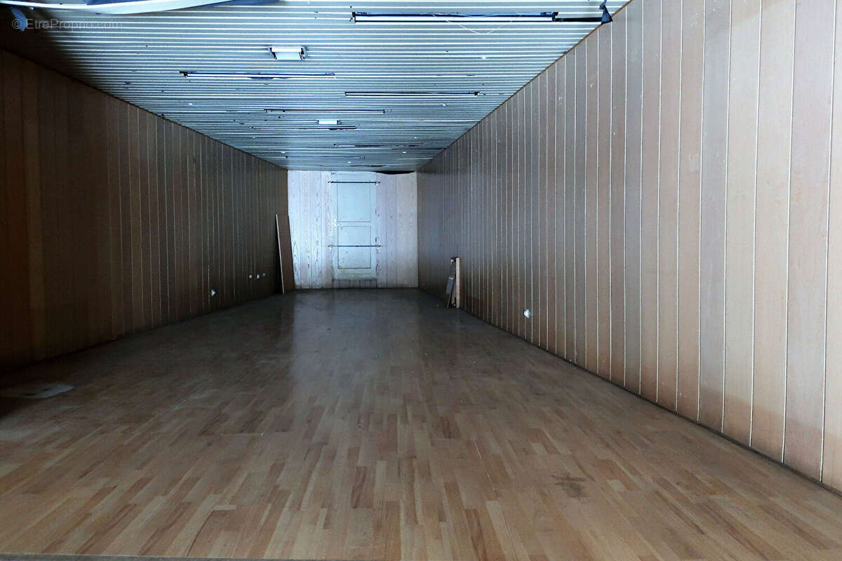 Commerce à QUIMPERLE