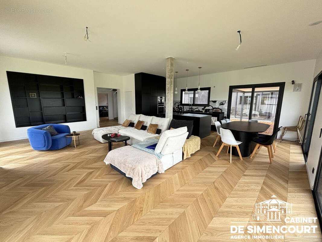 Exclusivite - pavillon d'architecte avec piscine - photo 2