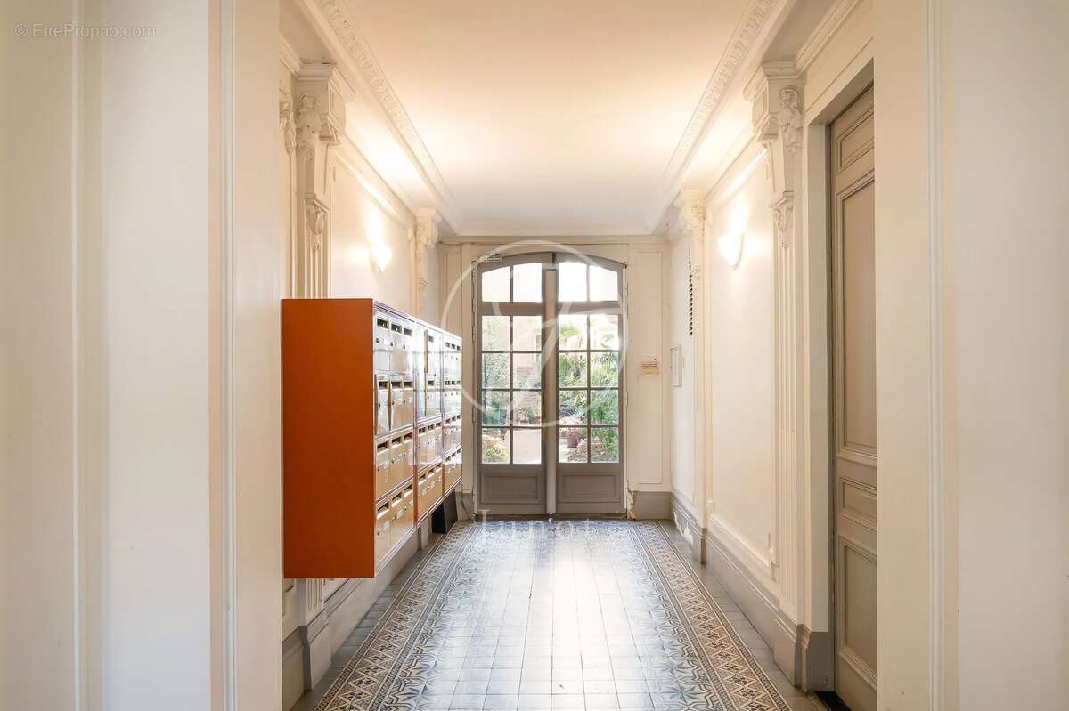 Appartement à PARIS-18E