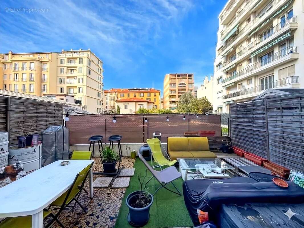 Appartement à NICE