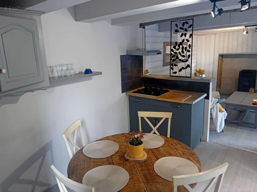 Maison à DOISSAT