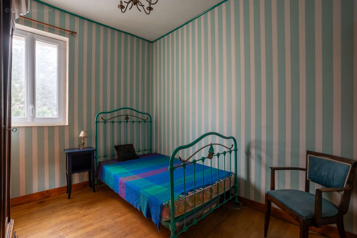 Maison à LE VESINET