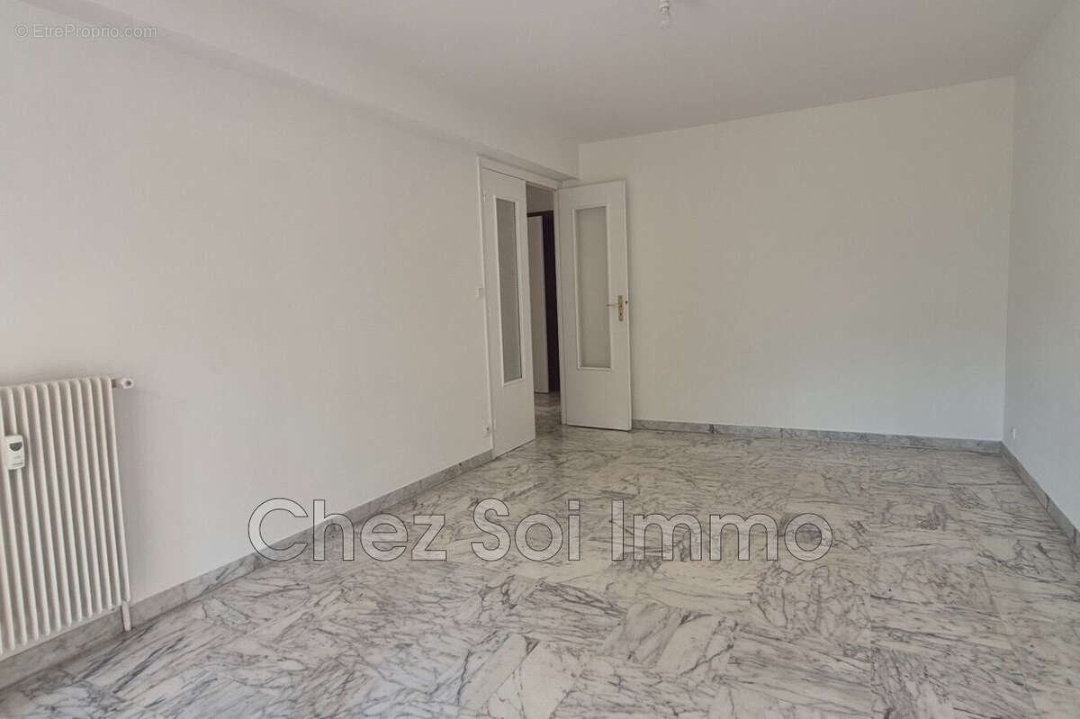 Appartement 59 m² à Nice  - photo 3