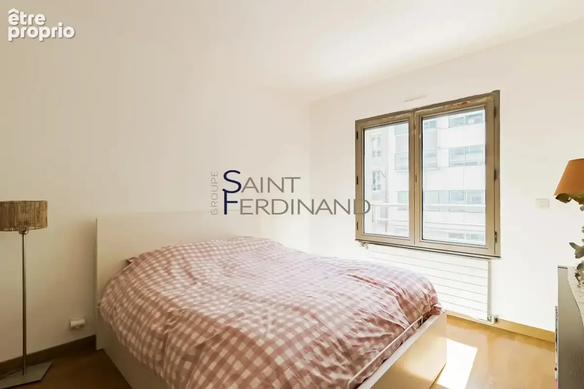 Levallois Perret - Appartement familial 4 chambres + Terrasse - parking inclus - photo 12
