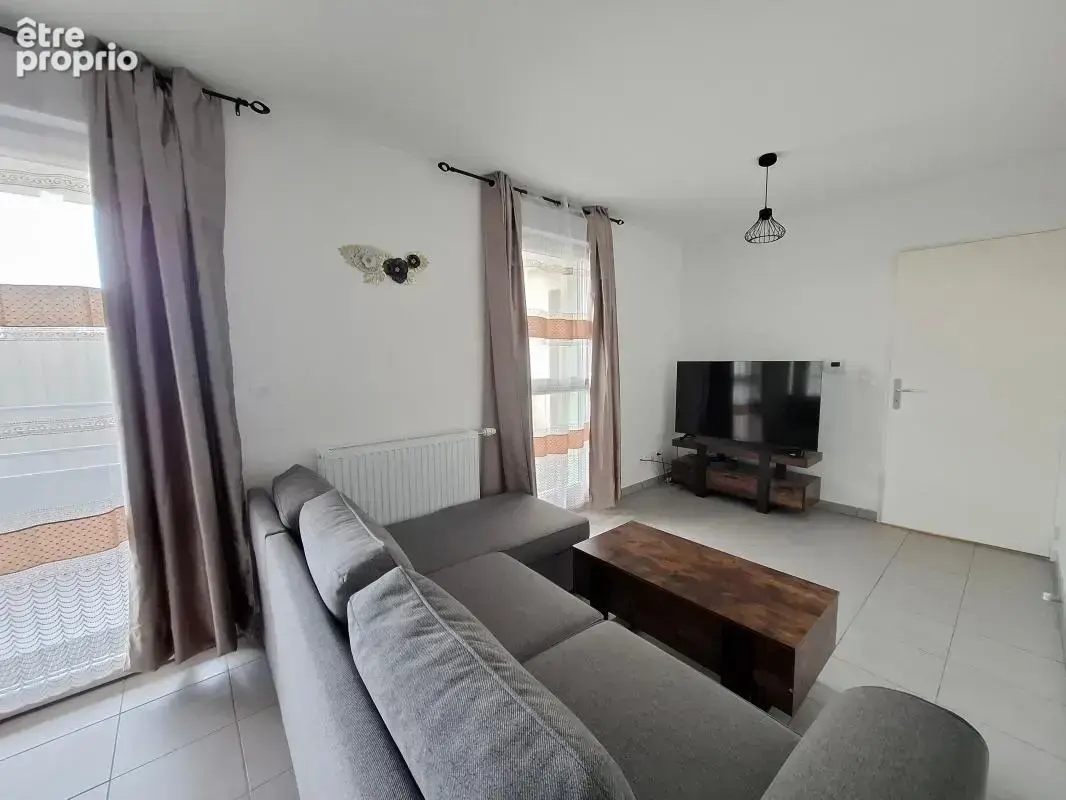 Appartement à SAINT-FONS